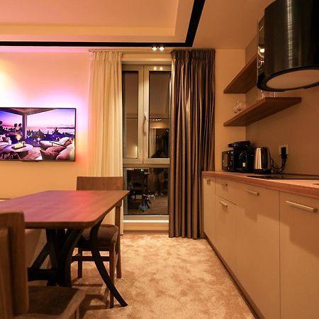 Deha Rooms & Apartments Tirana Eksteriør billede