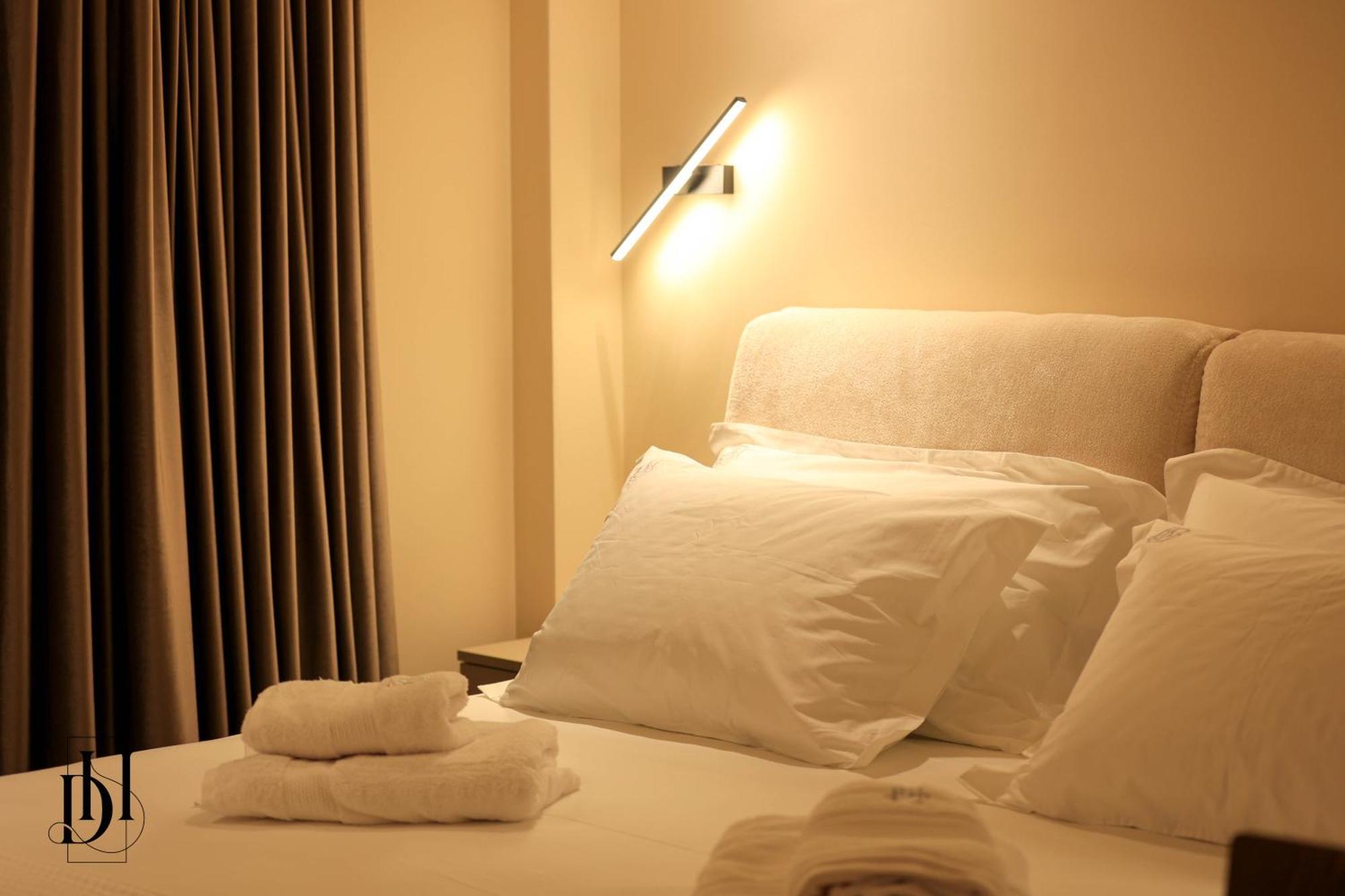 Deha Rooms & Apartments Tirana Eksteriør billede