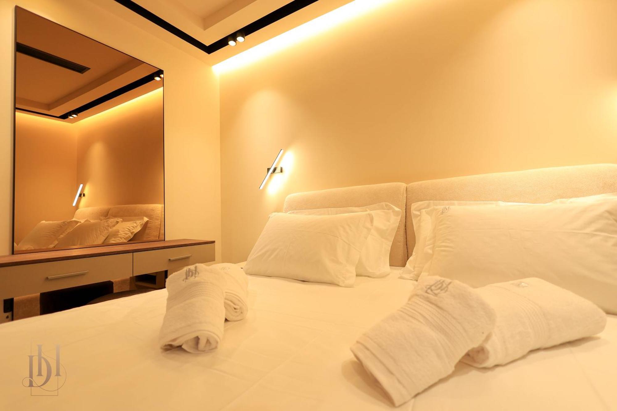 Deha Rooms & Apartments Tirana Eksteriør billede