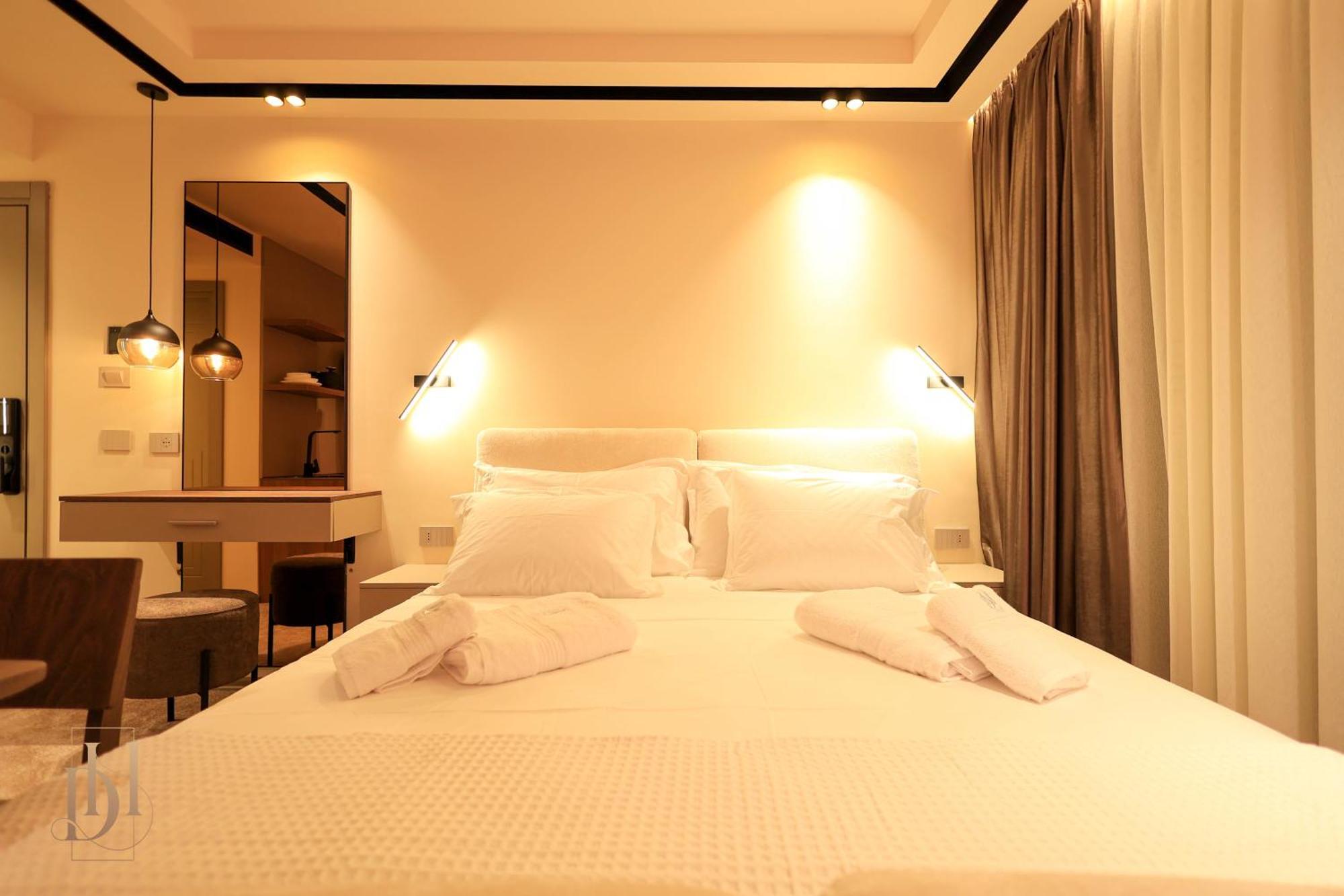 Deha Rooms & Apartments Tirana Eksteriør billede